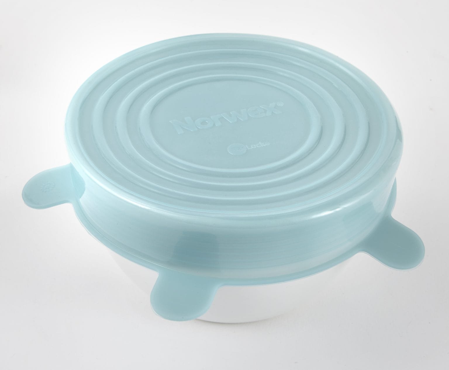 Stretchy silicone lids with Baclock® - Norwex