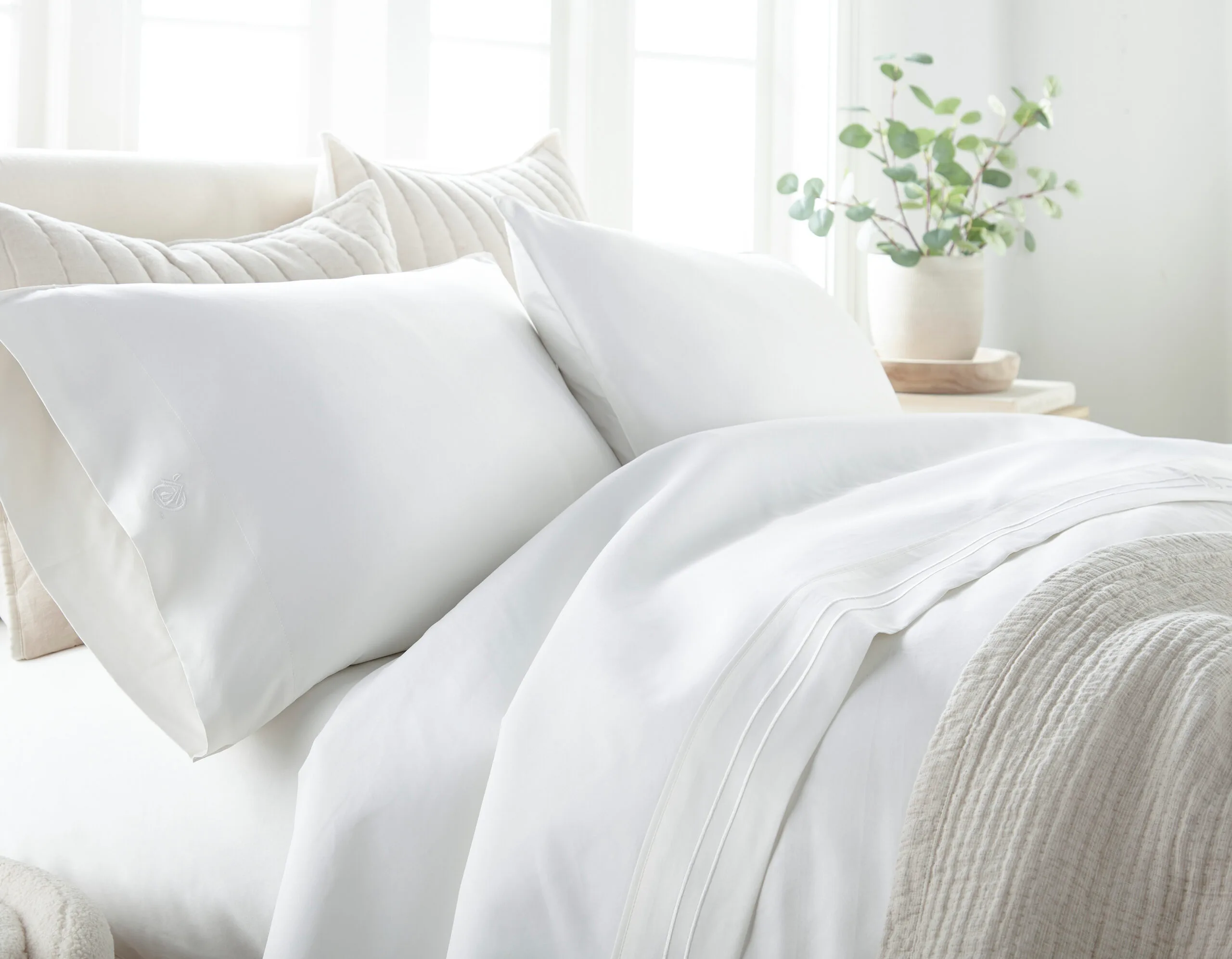 309452Sheets_bed_enviro2_Lg-3401x2648